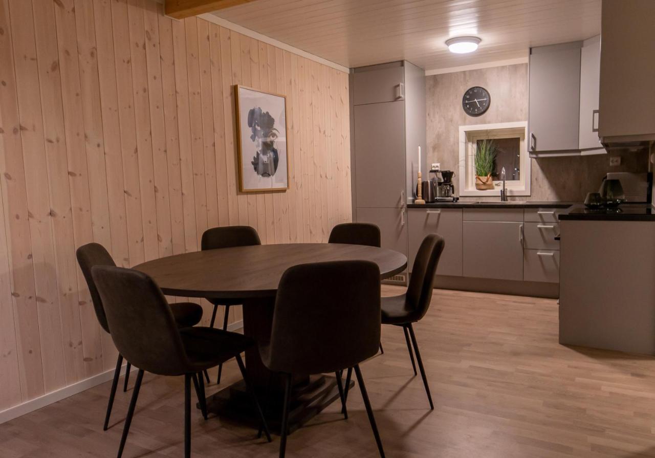 Lofoten Rorbuutleie - Lilleeidet Gravdal  Esterno foto