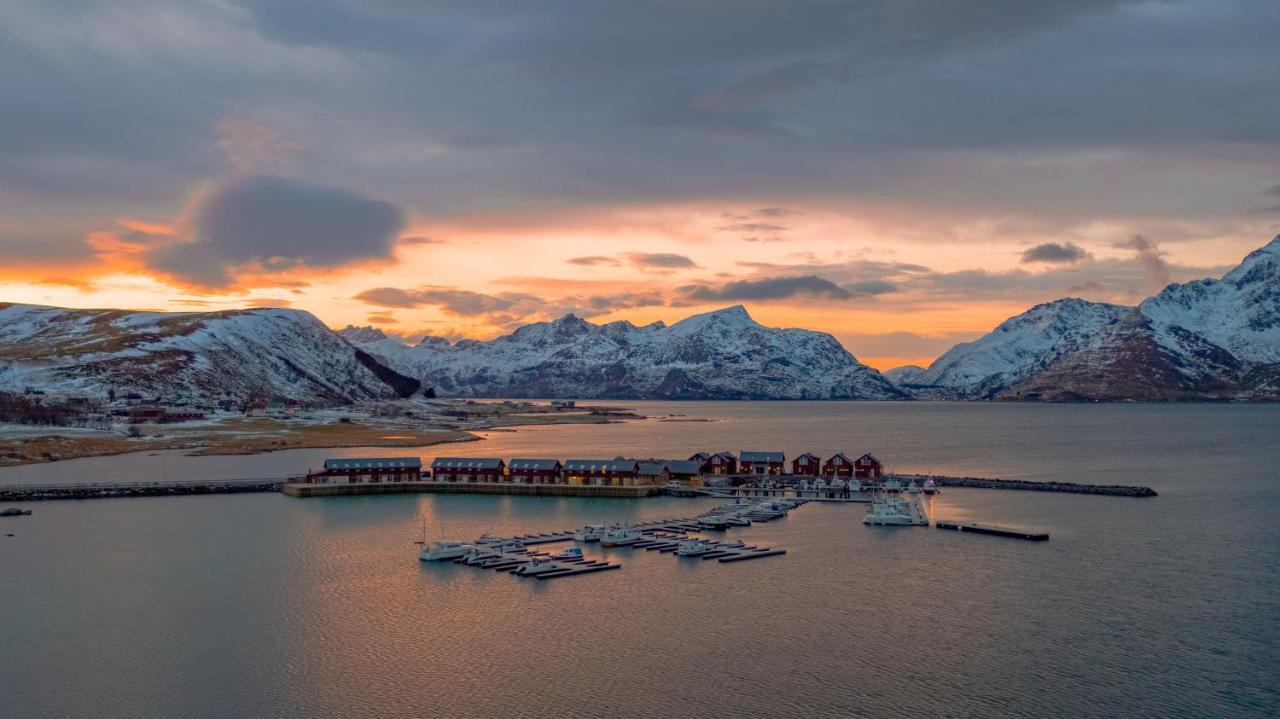 Lofoten Rorbuutleie - Lilleeidet Gravdal  Esterno foto